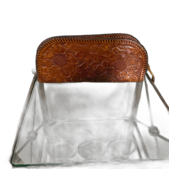 Vintage Tooled Leather Clutch Purse Bag Brown Western Rodeo Zip around  patina * - Picture 1 of 13